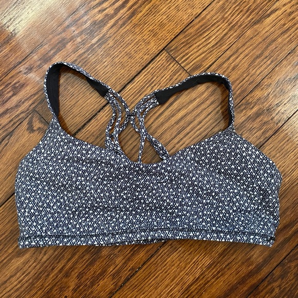 lululemon athletica Other - Lululemon Sports Bra size 6